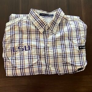 Columbia LSU fishing shirt